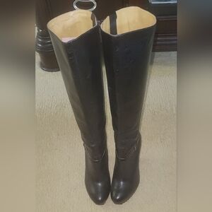 Elegant Black Knee-High Women's Boots